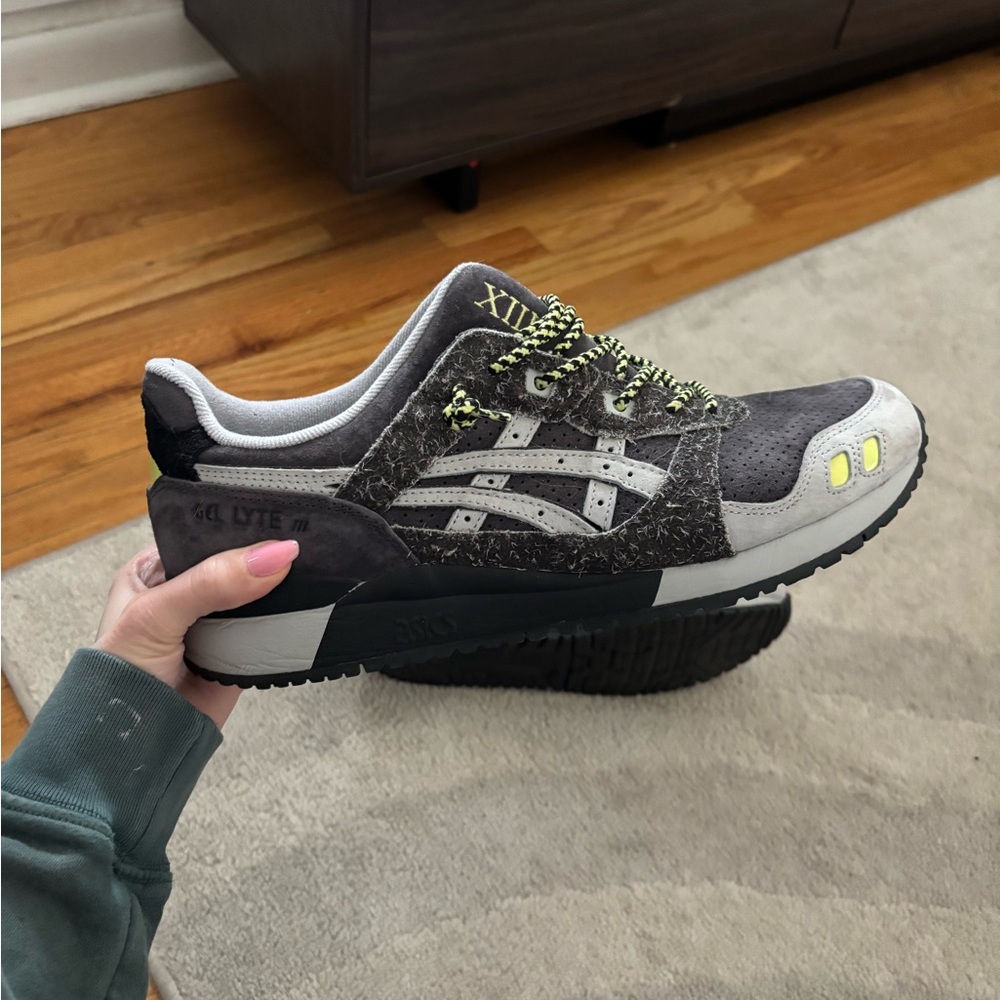 ASICS Men’s Gel-Lyte III Gray Sneakers 11.5